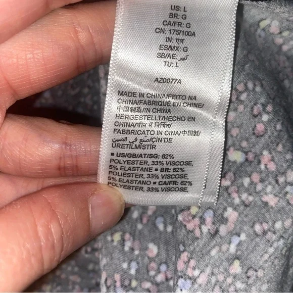 Amazon Essentials Razorback Tank Large - Picture 2 of 6